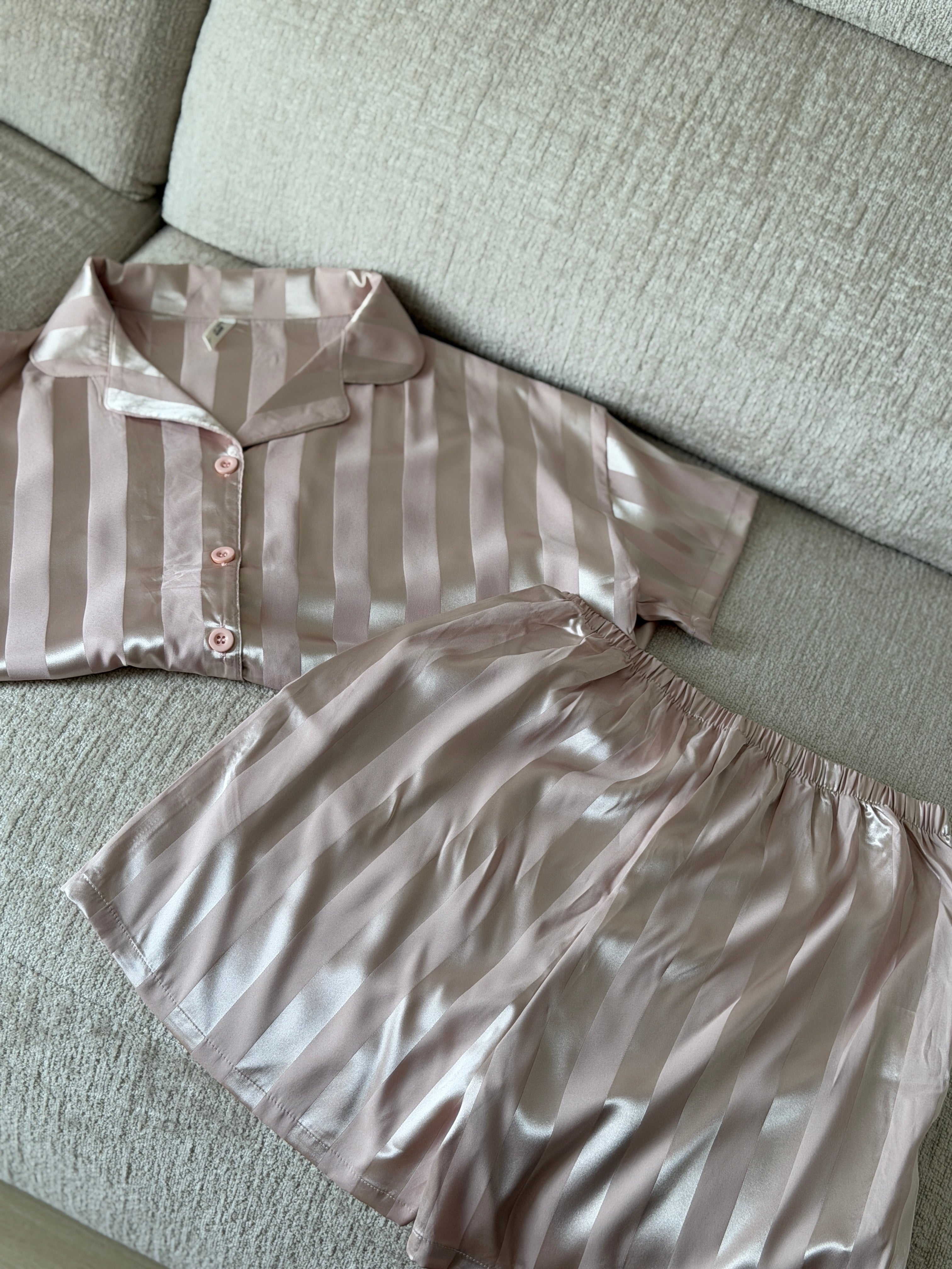 Niko Silk Pyjama Set