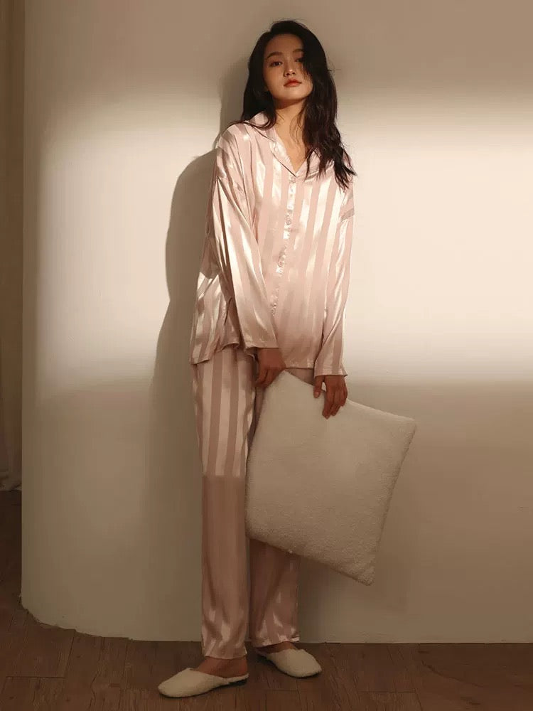 Niko Silk Pyjamas set